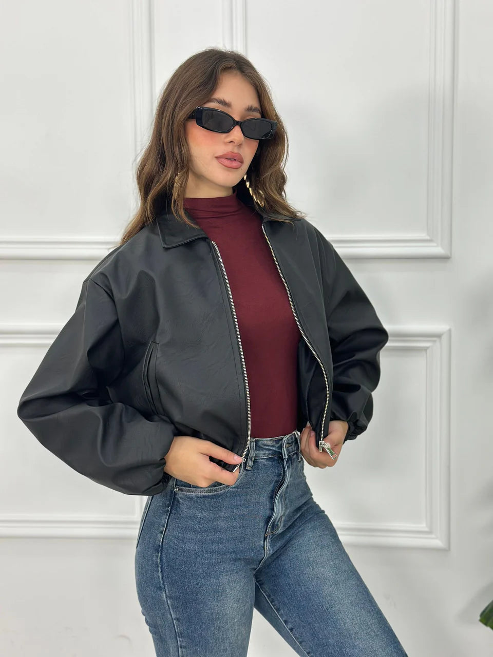 Chaqueta corta de piel sintética