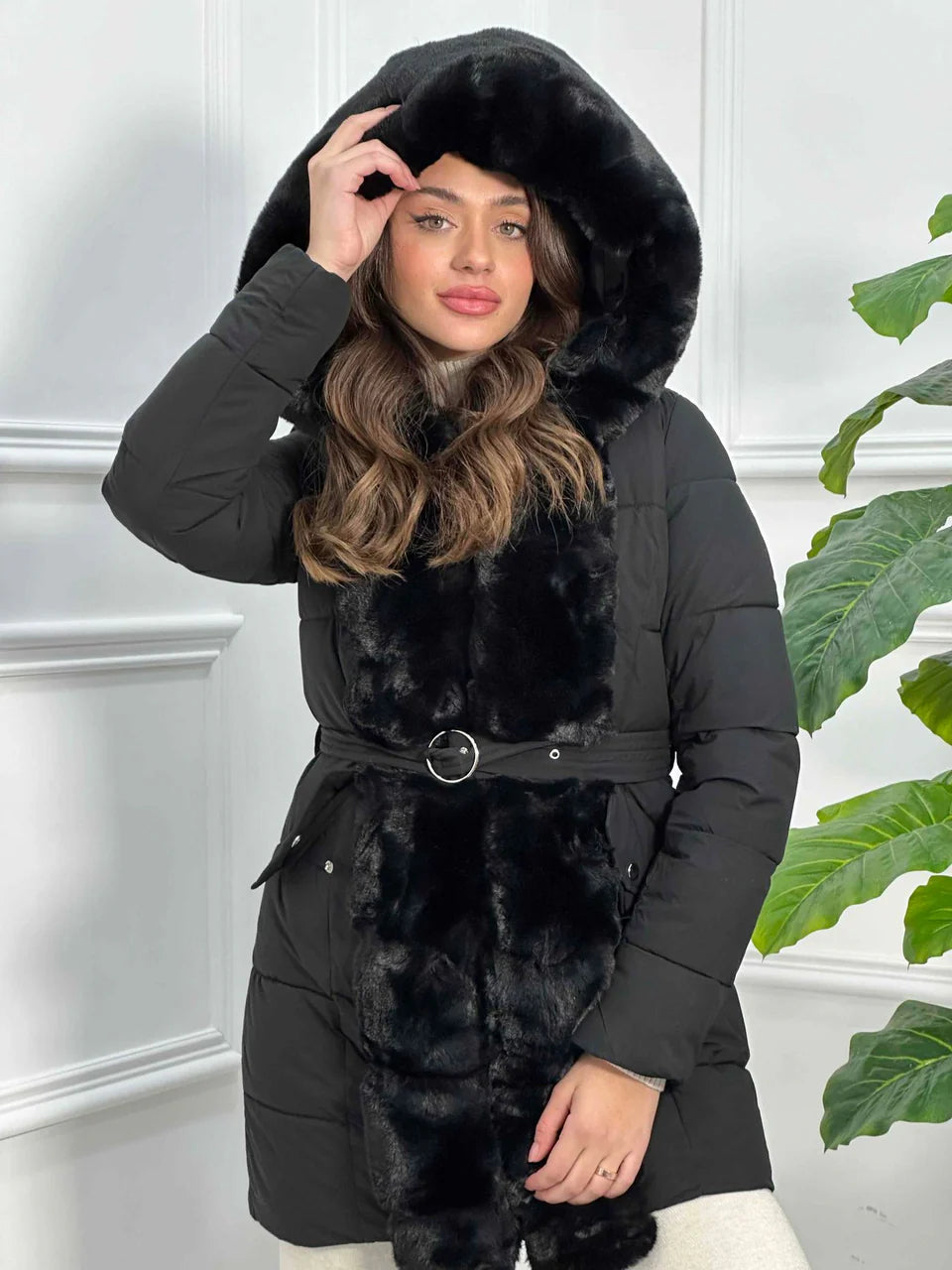 Chaqueta con cinturón y ecofour extraíble